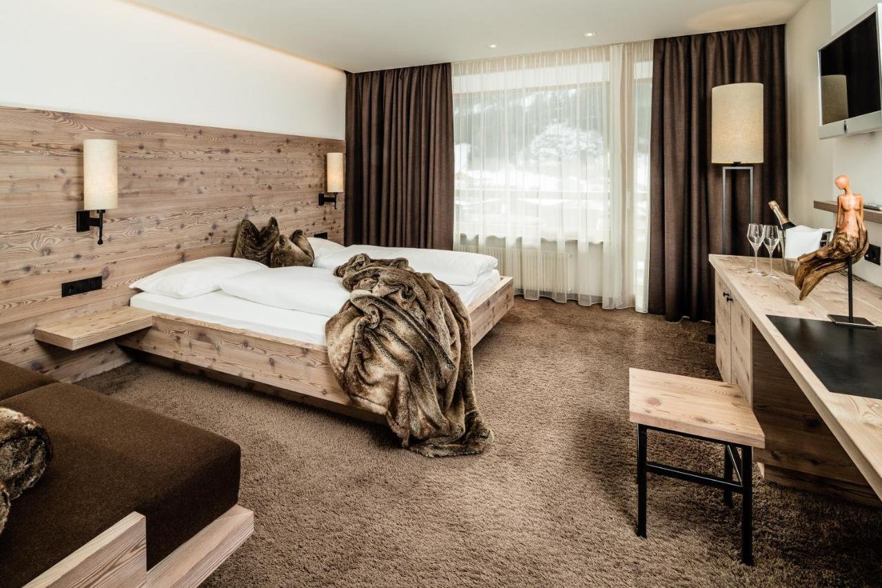 Arthotel Anterleghes - Gardenahotels Selva di Val Gardena Kültér fotó