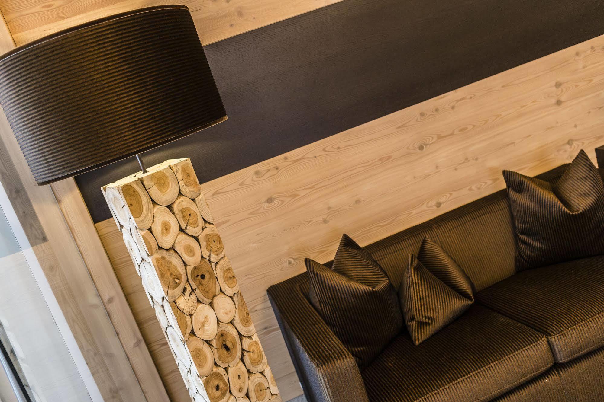 Arthotel Anterleghes - Gardenahotels Selva di Val Gardena Kültér fotó