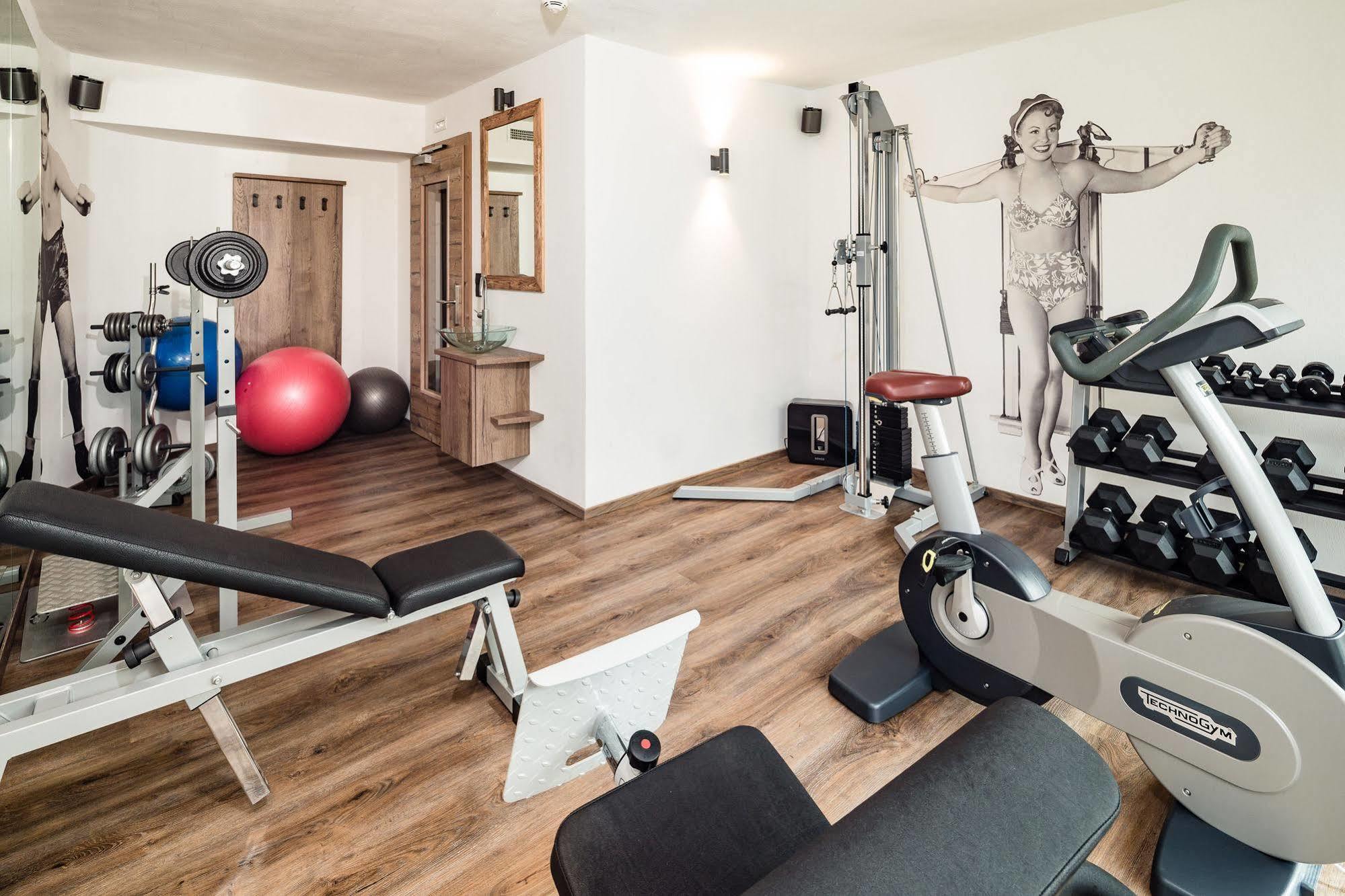 Arthotel Anterleghes - Gardenahotels Selva di Val Gardena Kültér fotó